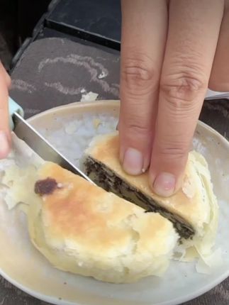老式五仁月饼#老式五仁月饼 #月饼 #五仁月饼 #老式月饼