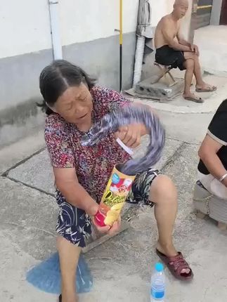 #搞笑视频 #万万想不到 #看一遍笑一遍
