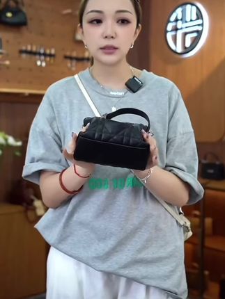 岩牛春季新款时尚百搭小众潮流单肩斜跨手提菱格小包包YN3384#女包
