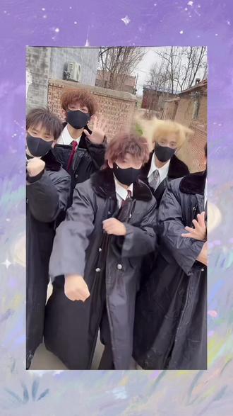 有心人做事从来不会去追求目的,因为他们本身就很棒@𝑇.龙傲天.ᒻᒻ @𝑇. 虎凌云.ʰʰ @𝑇.山鬼👻 @𝑇.小辛巴😺 @𝑇.未来星ʚ☆ɞ #听潮阁龙傲天 #山鬼带伙计们回村炸年 #五马回村年兽吓昏