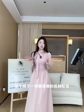 韩系温柔蝴蝶结领连衣裙#秋季穿搭 #连衣裙 #温柔连衣裙 #韩系穿搭 #内搭外穿都好看