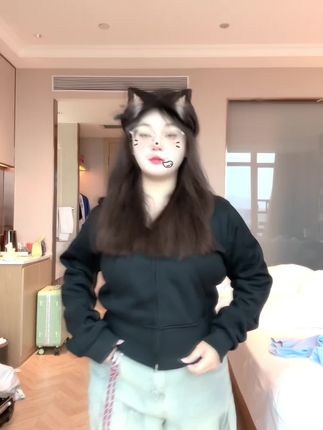 #甜酷 #日常分享 #微胖穿搭