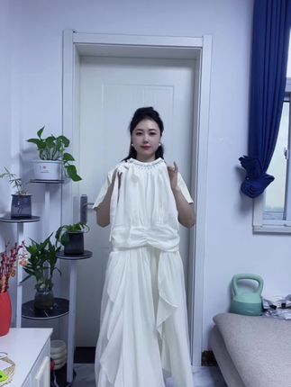 #温柔风穿搭 #高级感穿搭 #连衣裙 #超仙连衣裙 #甜美穿搭
