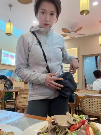 白天归顺生活,夜晚臣服灵魂。干杯#李渡酒 #情感共鸣 #乌兰巴托的夜