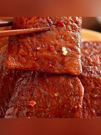黄山茶干安徽特产豆干零食香辣五香豆腐干手工制作真空装网红爆款#黄山茶干 #豆腐干#豆干#茶干#五香豆腐干