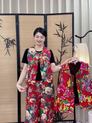 #东北大花 #百搭马甲 #小个子穿搭