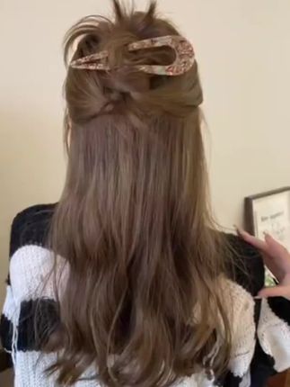用腻抓夹的宝贝不妨试试这个#发簪 #盘发器 #发簪这样戴好美 #古风 #盘发的简单方法