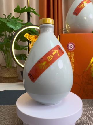 含有铁皮石斛的黄酒你喝过吗?#黄酒 #铁皮石斛 #好酒推荐 #送礼佳品