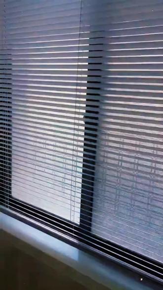 铝合金百叶免打孔烤漆卷帘定制 #铝合金百叶窗帘 #免打孔卷帘 #烤漆窗帘定制 #办公室窗帘 #卫生间窗帘