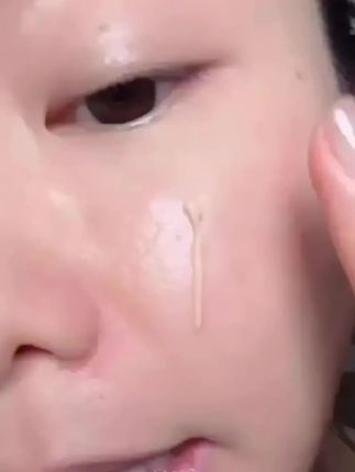 夏天不脱妆不显毛孔是什么很难的事吗!直接教给jejo底妆服帖一整天#底妆 #隐形毛孔#妆前乳 #夏天控油