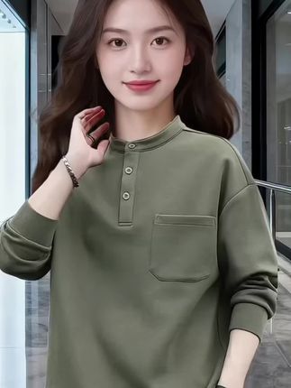 #舒适穿搭 #休闲穿搭 #百搭上衣 #男士圆领卫衣 #品质男装