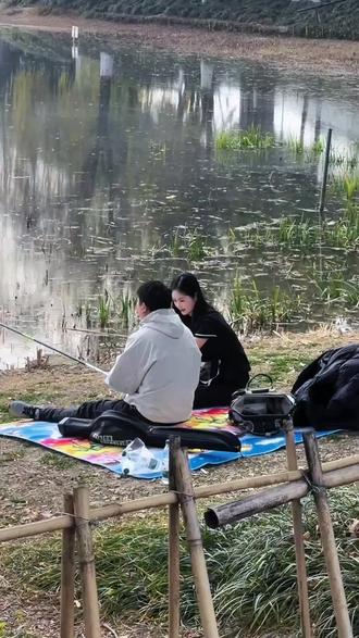 大哥,每次钓鱼都点泰某位,喊泰某位,叫泰某位小姐姐,都颜值很高哎#泰某位 #真实生活分享计划 #上海 #钓鱼