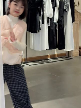 换季百搭马甲来啦!百搭又好看的款式!#面料柔软穿着舒适透气 #她家衣服真好看质量好还不贵