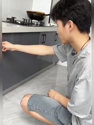 夏天进入蟑螂繁殖高峰期,在室内产卵,现在正是#老管家杀蟑胶饵#消灭蟑螂好时机!#老管家 #灭蟑 3