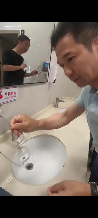 律师哭了,法医哭了,全网善良的爸爸妈妈哭了……