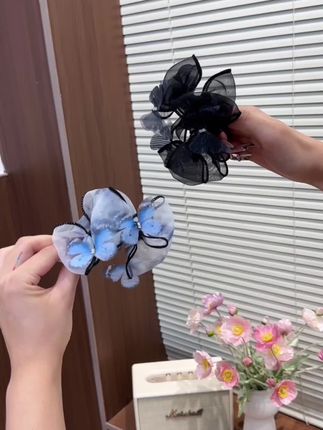 翩跹绾云鬓畔香, 流光曳影入东风 #蝴蝶翩翩 #头饰发夹 #抓夹