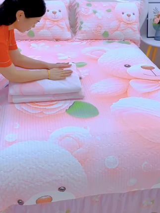 #家纺床上用品 #四件套 #夏凉被 #冰丝凉席 #面料柔软舒适 @DOU+小助手 @抖音创作小助手 @抖音小助手 @抖音媒体内容优推官