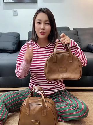 新款棋盘格贝壳化妆包女大容量时尚高级感便携大号护肤品收纳包袋#化妆包 #大容量包包 #护肤品收纳包 #双十二