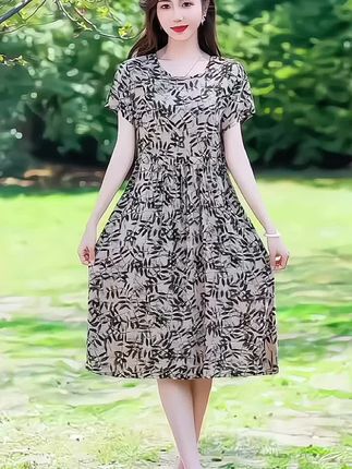 棉绸女装连衣裙短袖裙子显瘦大码妈妈装气质洋气中老年时尚夏季#穿搭 #连衣裙 #夏季穿搭 #气质女神 @DOU+小助手