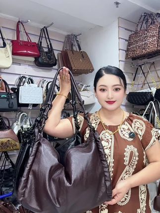 #潮流女包 #包包推荐 #百搭包包 #我要上热们 #斜挎包
