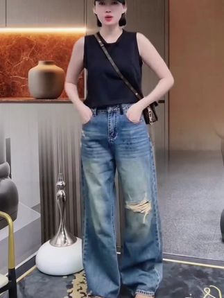 艾塔莉百搭牛仔裤女早秋新款假破洞美式高街水洗宽松高腰阔腿裤子#牛仔裤 #宽松版型 #阔腿裤 #气质穿搭 #时尚穿搭