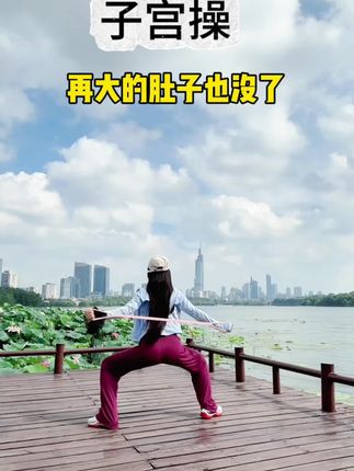 女生再懒也要练,再大的肚子也不怕,无阻力不紧致,一根拉力器碎片时间练起来#少女背#居家锻炼#拉力器#让背部变薄的方法#全省紧致