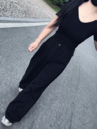 直觉这个东西还真的挺准,你能察觉到所有的怠慢、轻蔑,你感受到所有的不再珍惜,不再关注,并不是因为敏感!而是切切实实的存在,有些事情不用试探,你觉得不对劲,就是不对劲,直觉是前兆,细节就是答案。#穿搭