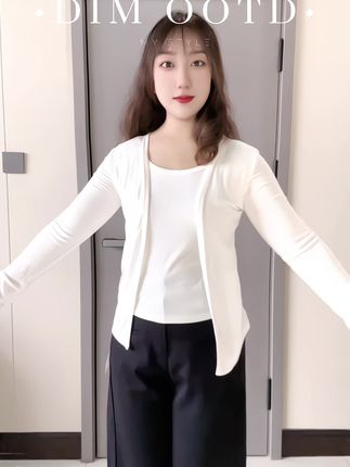 假两件设计,显瘦遮肉!#百搭上衣 #梨形身材穿搭 #显瘦遮肉 #假两件#面料柔软舒适