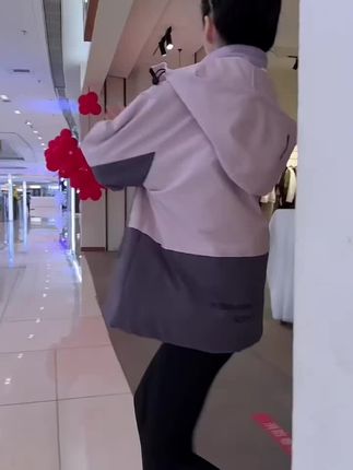 #上热门 #秋冬新款 #女童套装 #潮童必备 #谁穿谁好看