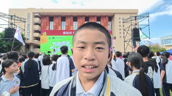 我学校有音乐节 #4月30号#佛山市外国语学校#草坪音乐节#音乐节#不断进步@佛山市外国语学校中学