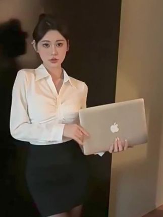 #气质收腰白衬衫 春秋新款职业纯欲ol制服女大码褶皱收腰白衬衫包臀裙性感两件套 #职业纯欲OL衬衫 #衬衫 #制服套装 #通勤套装