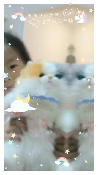 我观春山意难穷,青也惊鸿,颓也从容。