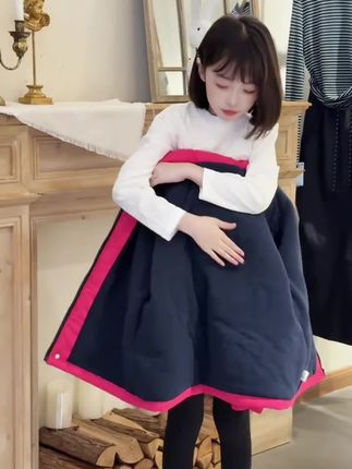 看了这个视频,告诉我,你们缺的是啥。是衣服?是身材?还是女儿?#童装#潮童穿搭 #上热门🔥 #秋冬