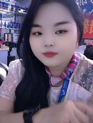#英法等欧洲5国警告以色列 我也是到富婆的年纪了,要不然我就要当婆婆了,#助手抖音 #抖音日常打卡 #助手抖音 #工作日常记录