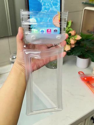 夏天玩水,手机防水袋可要提前买哦#手机防水袋 #暑假玩水 #水上乐园