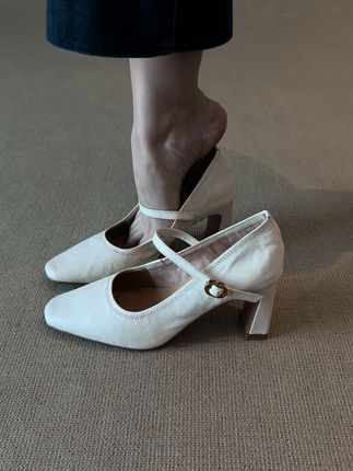 享受行走的乐趣~ #单鞋 #高跟鞋 #女鞋推荐 #鞋控日常 #美鞋分享