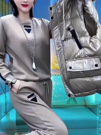 春秋新款#马甲卫衣套装#时尚洋气#减龄显瘦穿搭 #爆款热卖中