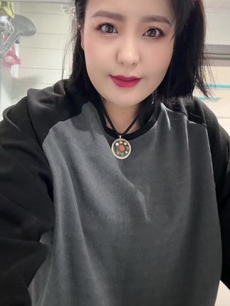 #强烈推荐 小鸡腿精华,用的时候先用水乳再用这个精华🥳
