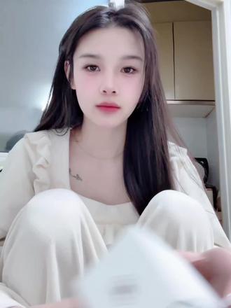 香奈儿1957香水!设计一点都不合理有多少一拿到手就摔碎了的!!!#香水碎了