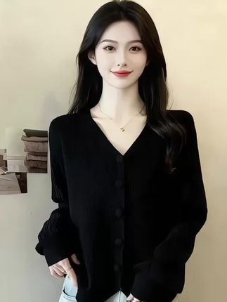 #高级感穿搭 #简约大气 #今日穿搭 #气场全开 #时尚穿搭时尚穿搭时尚