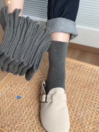 #好穿又百搭 #袜子 #女袜 #哎呦喂你袜子真好看 #潮袜推荐