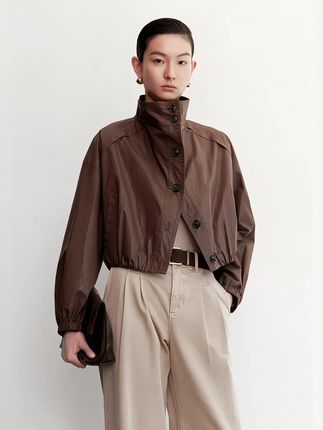 艾诺丝雅诗商场同款秋季新款品宽松高领排扣短外套女秋季#外套 #高领排扣
