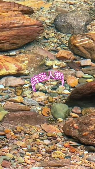 演绎情节,仅供娱乐。#瀑布飞流直下三千尺 #风吹故人远去天边#离别#分别#情感