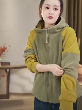 #时尚女装#百搭上衣#洋气减龄#面料柔软舒适