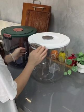 优勤装米桶,防虫防潮密封加厚,储存罐家用收纳桶真的...#厨房好物 #米桶#自动米桶