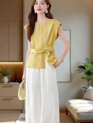 #夏季穿搭 #气质女神穿搭 #时尚气质穿搭 #时尚减龄穿搭 #面料舒适透气 @DOU+小助手