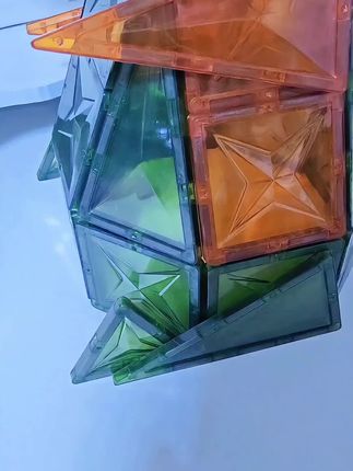 跟着我一起拼搭吧#无限回购的宝藏单品 #玩具 #磁力片 #磁力片玩法 #好物推荐🔥