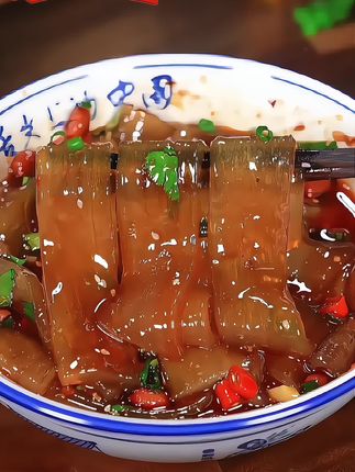 火锅红薯宽粉9.9发9包,平时在家煮个小火锅,麻辣烫,做个麻酱宽粉,酸辣宽粉,炖个鸡肉,猪牛羊肉都很好吃#宽粉 #火锅宽粉 #巴适得很#火锅约起来 #嗦粉