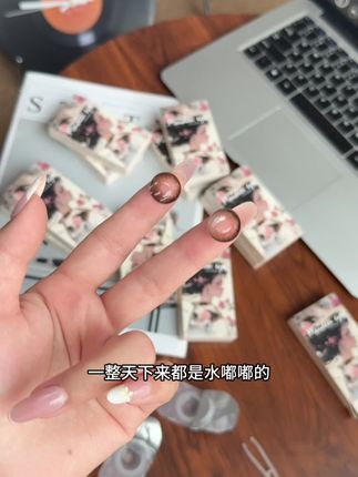 拼手速啦!卡乐芙美瞳这价就到手六副!而且花色都个顶个的好看!#美瞳#卡乐芙 #半年抛
