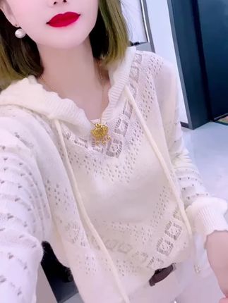 #穿出高级感 #减龄气质 #上衣穿搭 #这也太好看了 #爆款热卖中